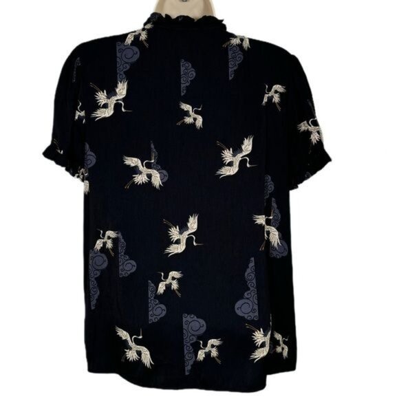 T Tahari Crane Print Black Ruffle Short Sleeve Blouse Small - Picture 5 of 8